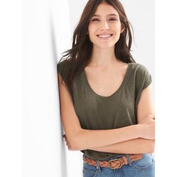 GAP Tops - Gap linen muscle tee